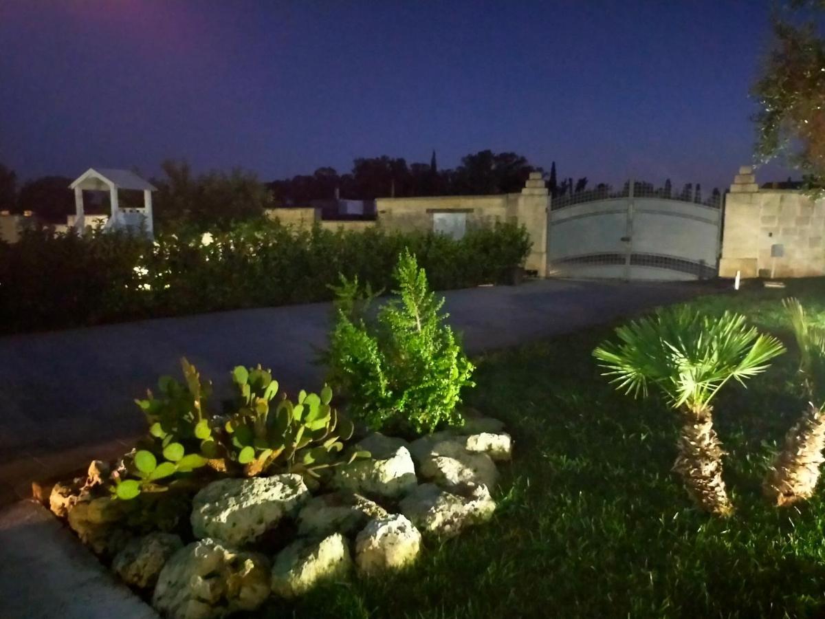 Il Giardino Deluxe Villa Lizzanello Eksteriør billede