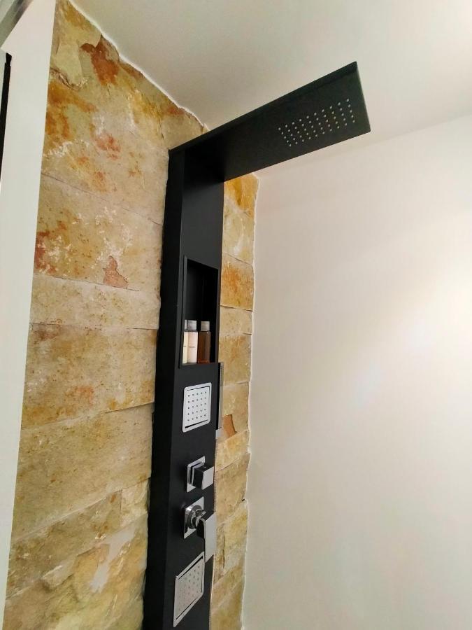 Il Giardino Deluxe Villa Lizzanello Eksteriør billede