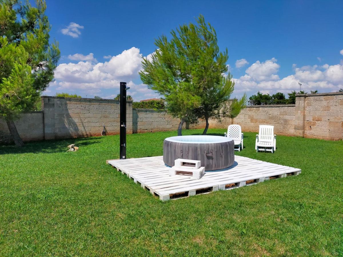 Il Giardino Deluxe Villa Lizzanello Eksteriør billede